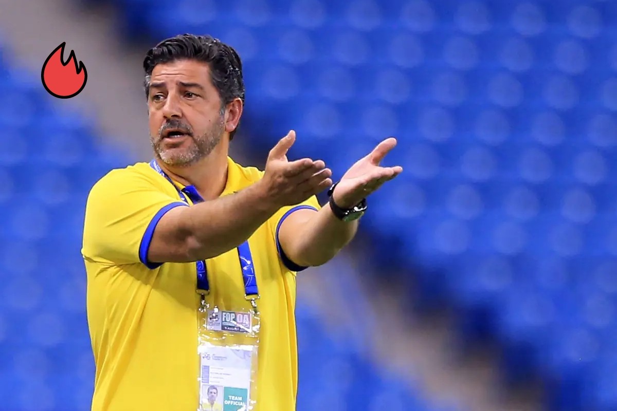 بعد إشعات توجهه للهلال... من هو روي فيتوريا؟