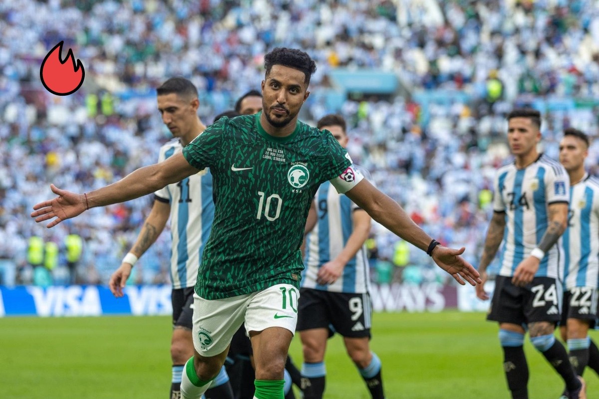 سالم الدوسري يخطف الأنظار بإطلالة مميزة قبل حفل جائزة الأفضل في آسيا