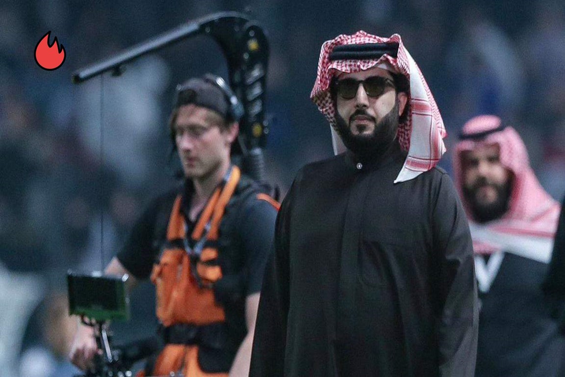 تركي آل الشيخ يثير استفزاز ميسي في لقطة غريبة 2 تركي آل الشيخ يثير استفزاز ميسي في لقطة غريبة