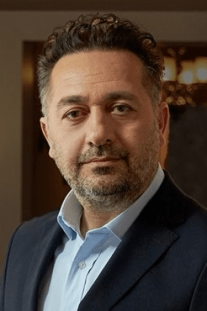 أبطال مسلسل الغرفة المجاورة التركي Yan Oda 27 صورة سليم كهرمان (محمد بيلج أصلان) مسلسل الغرفة المجاورة